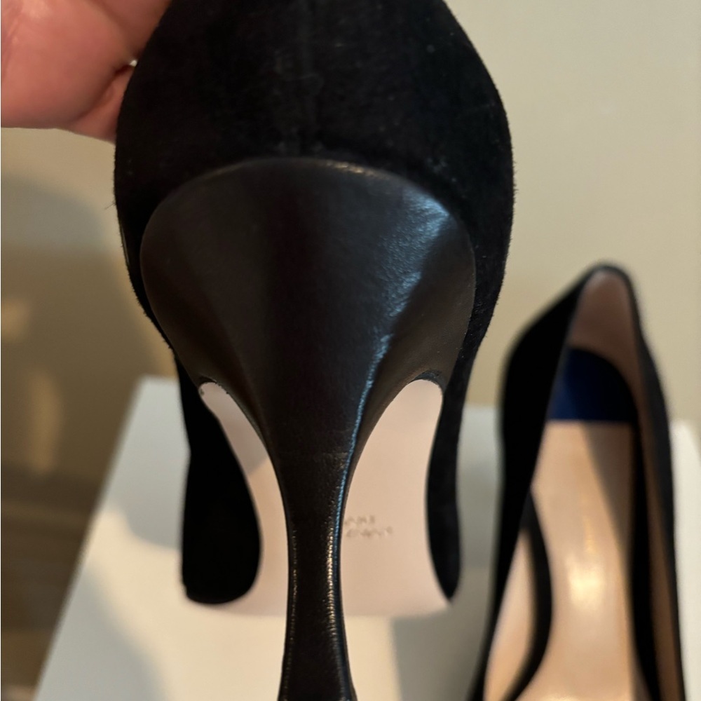 Stuart Weitzman heel shoes - Picture 3 of 10